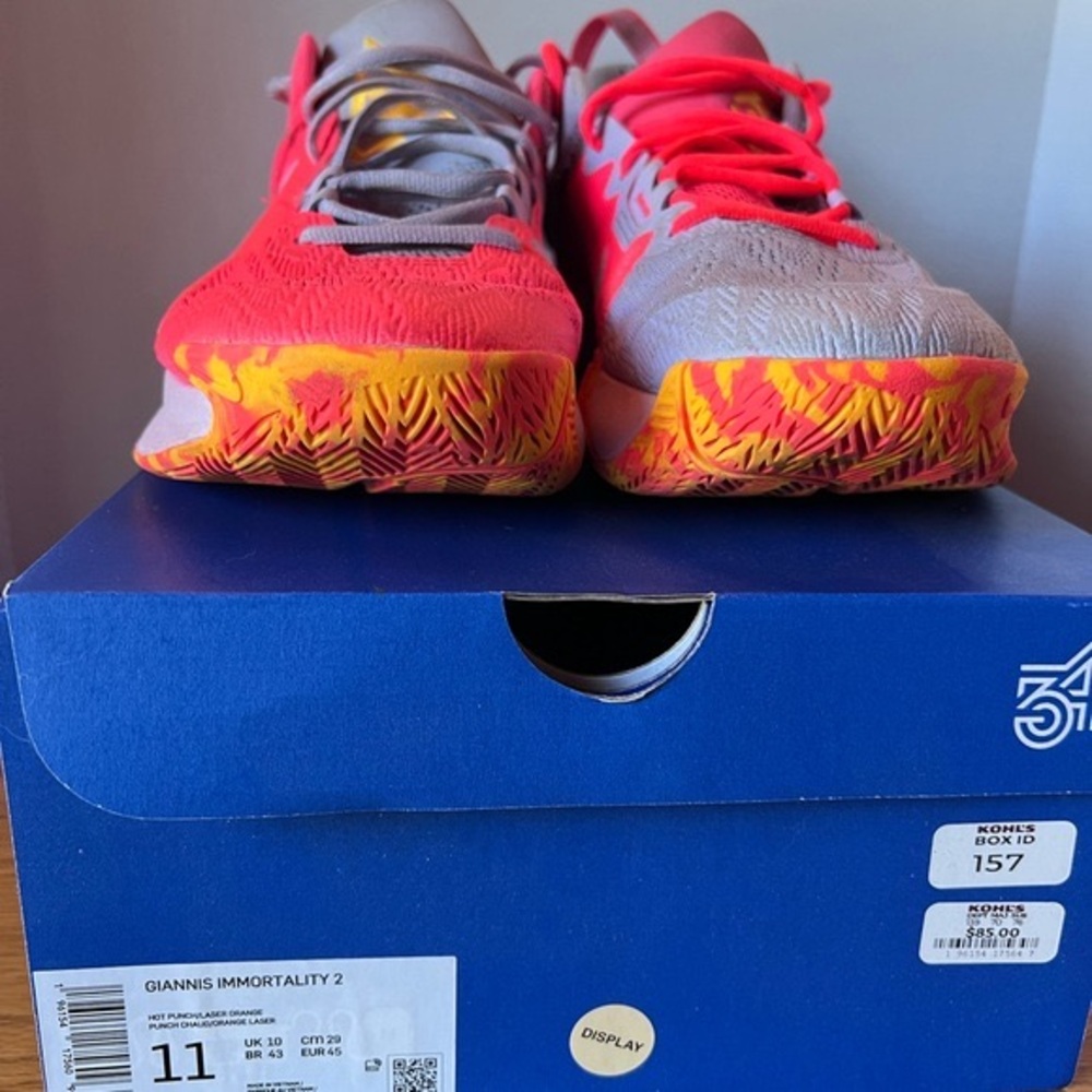 Nike Giannis Immortality 2 Size 11
